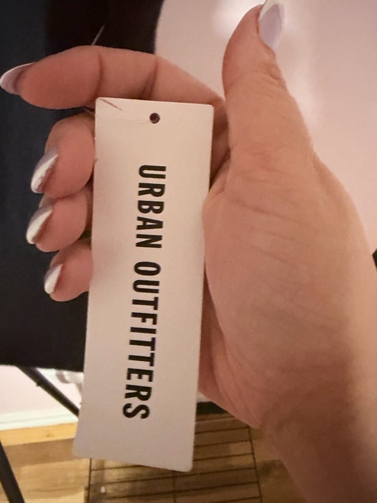 BDG Shannen Ribbed V-Neck Black Top XL NWT - Picture 5 of 9